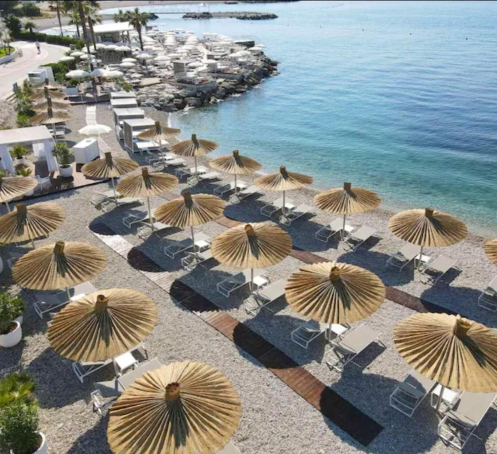 Apartment Paolo By The Beach Znjan Spalato Esterno foto