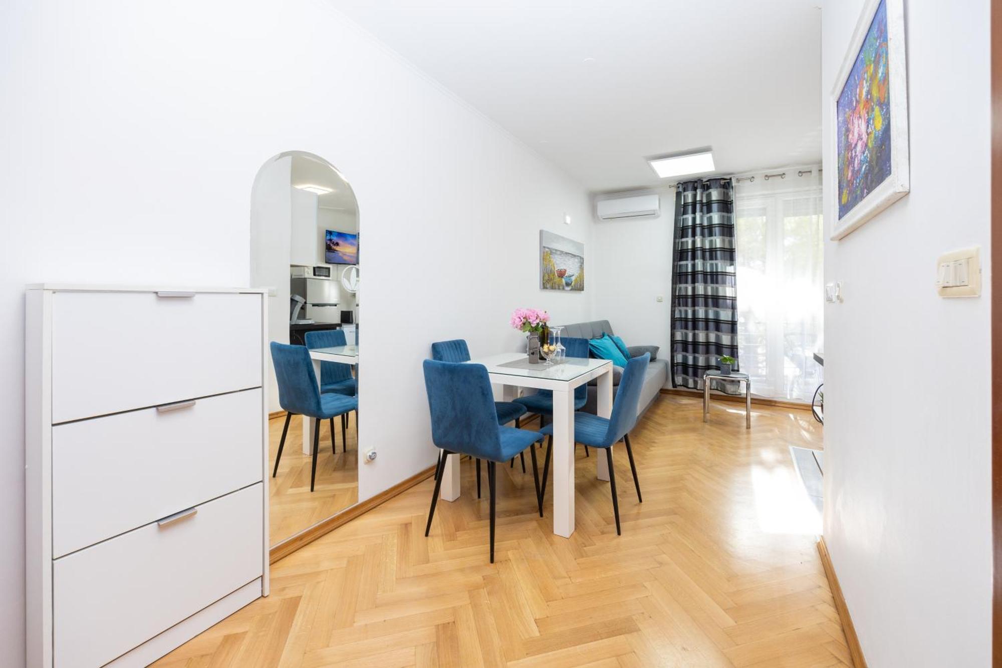Apartment Paolo By The Beach Znjan Spalato Esterno foto