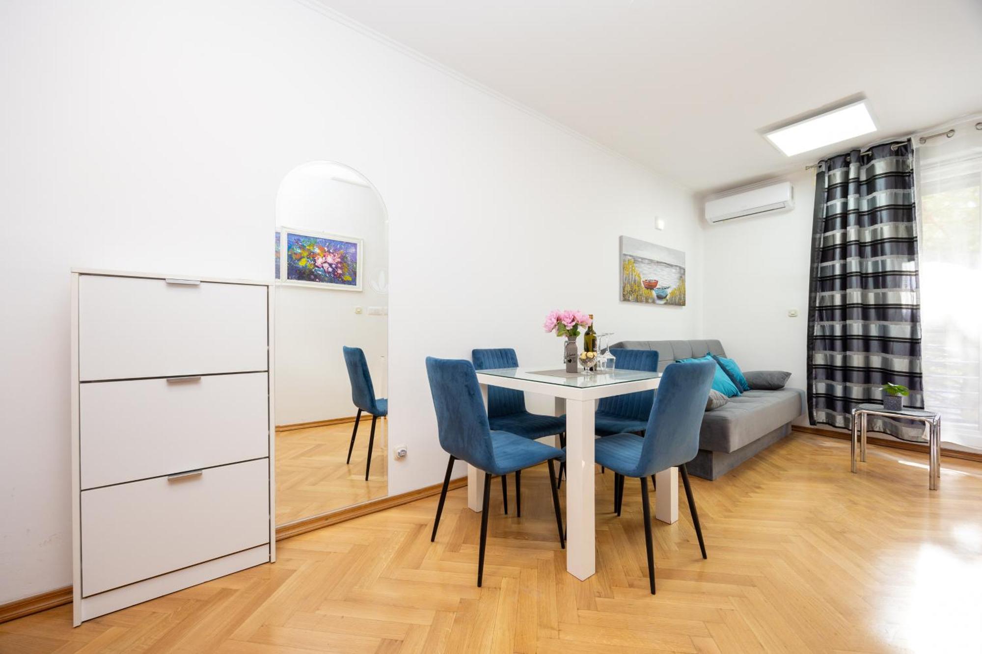 Apartment Paolo By The Beach Znjan Spalato Esterno foto