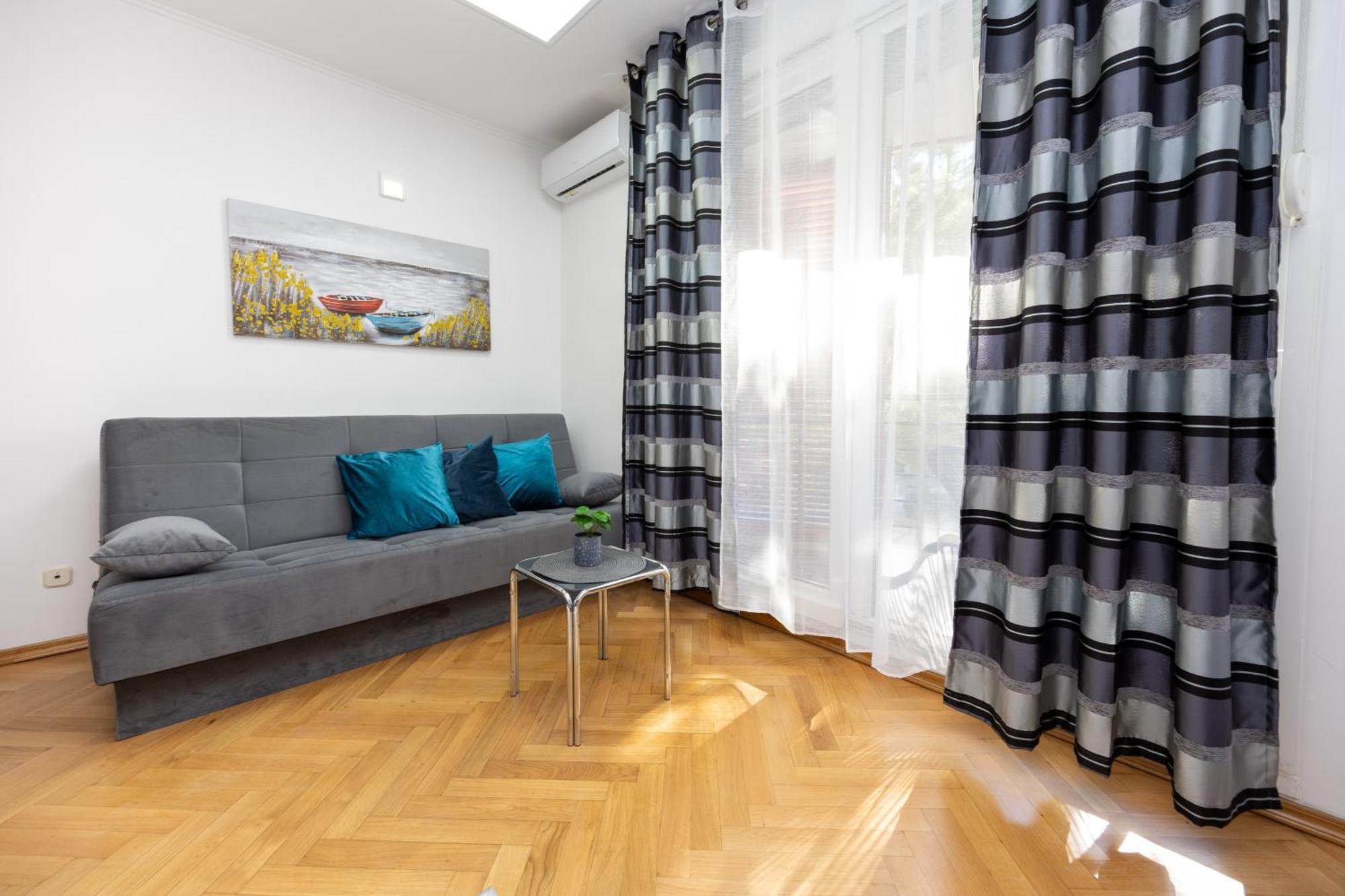 Apartment Paolo By The Beach Znjan Spalato Esterno foto